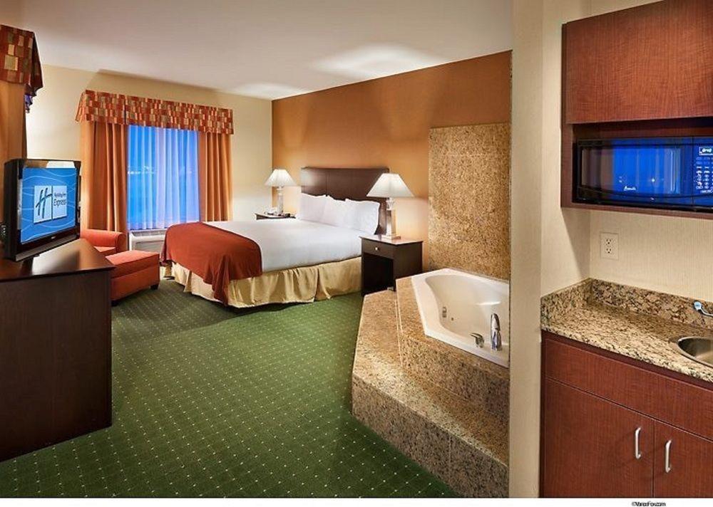 Holiday Inn Express Reno Airport By Ihg Exterior foto